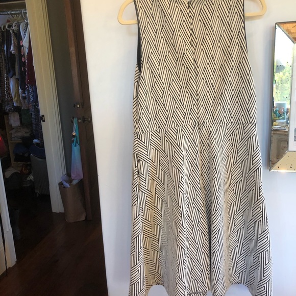 NWT Banana Republic Sleeveless Back + White Dress - Picture 4 of 5